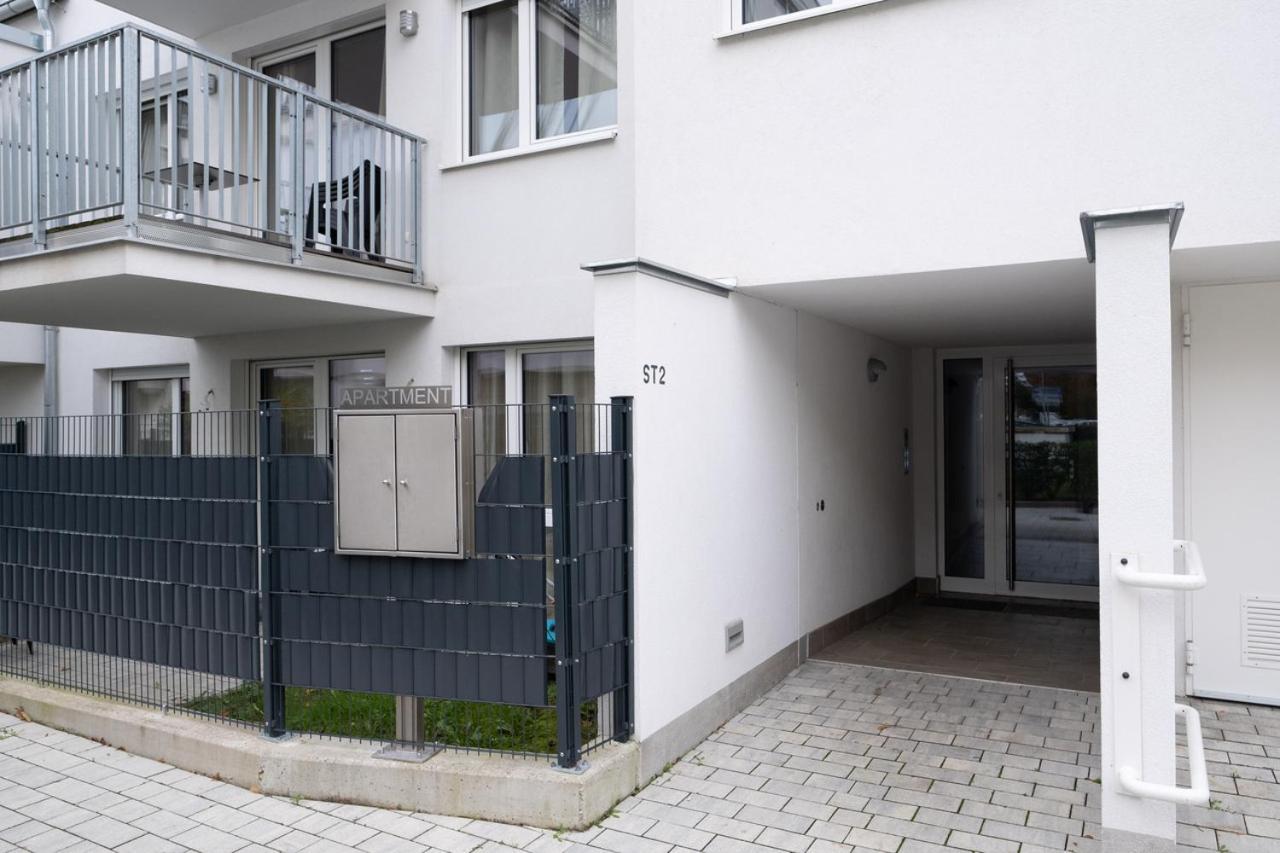 Modern Apartment W/ Cozy Balcony Near City Center Wien Exteriör bild